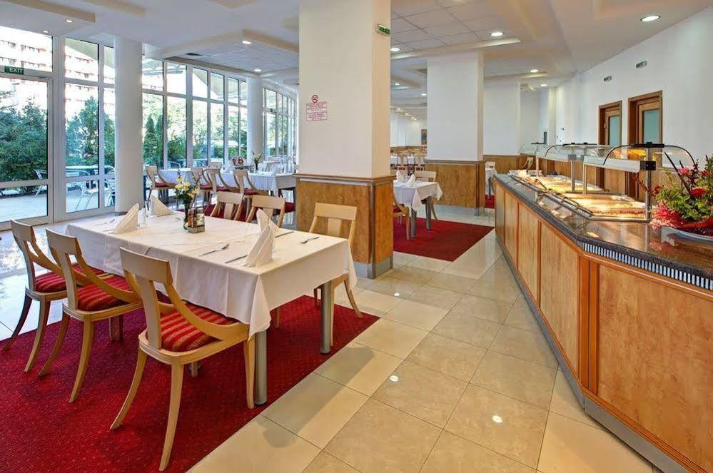 Hotel Fenix Słoneczny Brzeg Zewnętrze zdjęcie